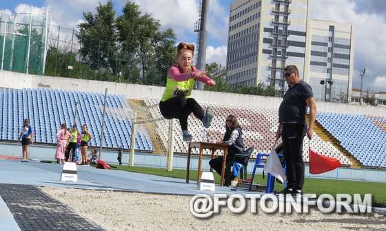 У Кропивницькому змагалися юні легкоатлети, фото Ігоря філіпенка