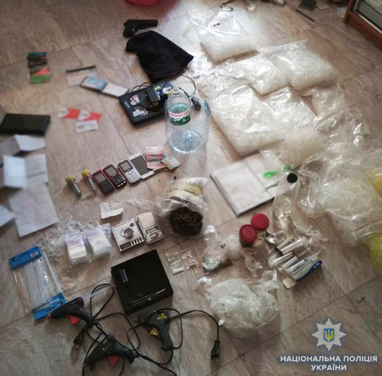 На Кіровоградщині збували наркотики та «психотропи»