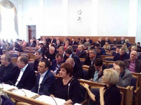 Сегодня, 18 ноября, в Кировоградском областном совете проходит пленарное заседание седьмого созыва.