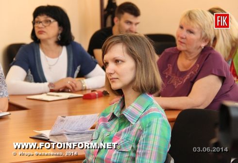 Кировоград: в горсовете поздравляли журналистов (фоторепортаж)