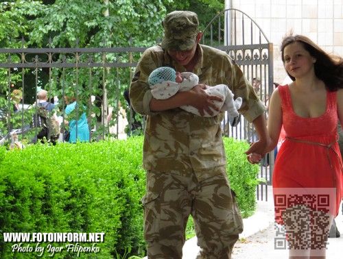 Сегодня, 31 мая, родственники и близкие воинов батальона «Кировоград» встречали их из зоны АТО, фото Игоря Филипенко
