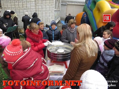 Кировоград: праздник в микрорайоне «Школьный»