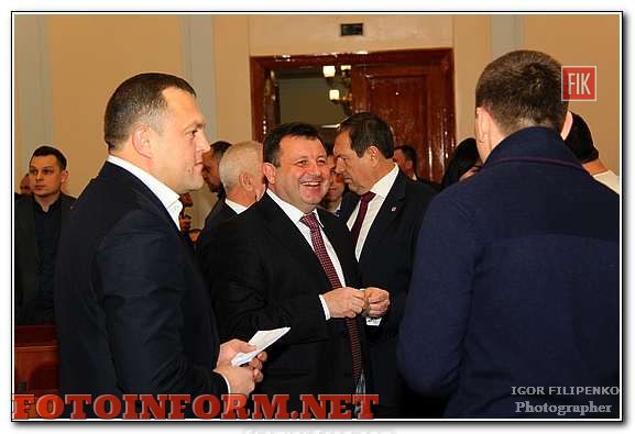 Сегодня в Кировоградском городском совете состоялось первое заседание депутатов седьмого созыва.