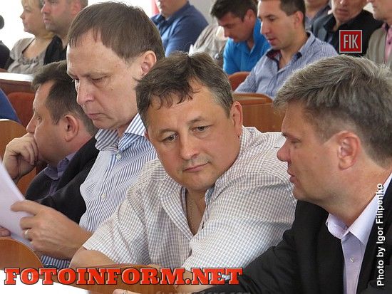 Второе заседание третьей сессии Кировоградского городского совета состоялось вчера, 10 июня. 