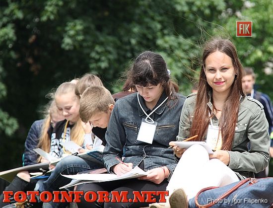 Сегодня, 14 мая, в центре Кировограда состоялся «Фестиваль детского творчества».