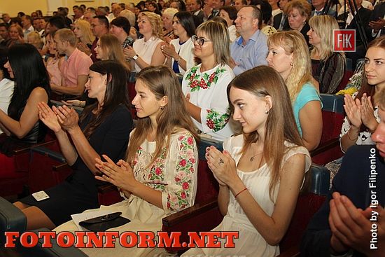 Сегодня, 1 сентября, состоялось торжественное посвящения в студенты медицинского факультета № 2 Донецкого национального медицинского университета им. М.Горького.