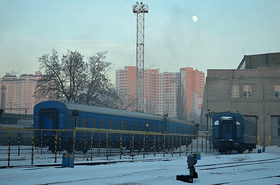 Керівництво регіональної філії «Одеська залізниця» реалізує програму ПАТ «Укрзалізниця» щодо оновлення пасажирського рухомого складу до 2020 року. Згідно з цією програмою планується проведення модернізації наявних вагонів, а також закупівля нових.