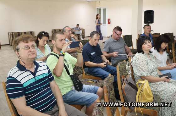 У Кропивницькому відбулася презентація проєкту про воєнні злочини росіян проти медійників