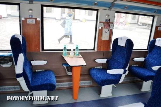 В Одесі урочисто зустріли модернізований пасажирський поїзд з Кишинева