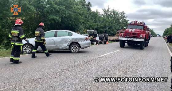 На Кіровоградщині три автомобілі злетіли в кювет