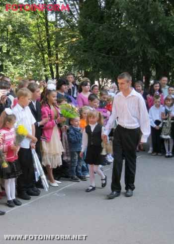 Співробітники УСБУ в Кіровоградській області на День знань побували у своїх підшефних (фото)