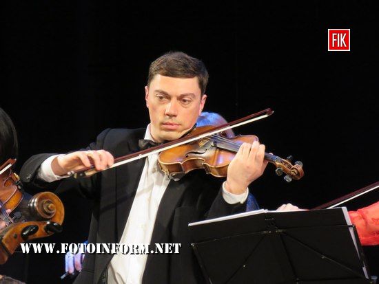  концерт творчої родини Шутко зі Львова, за участю камерного оркестру «Концертіно».