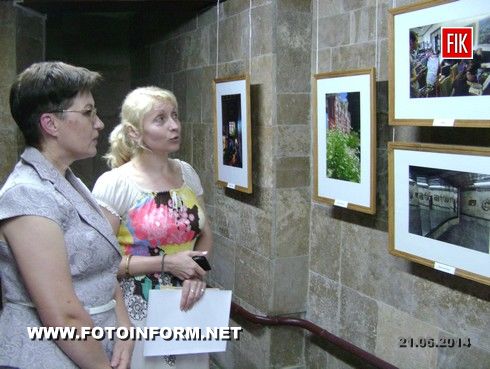 20 июня в художественно-мемориальном музее А.А. Осмеркина состоялось открытие персональной фотовыставки Александра Коломинова «Мгновения из жизни музея Осмеркина», посвященная 20-летию открытия музея для посетителей.