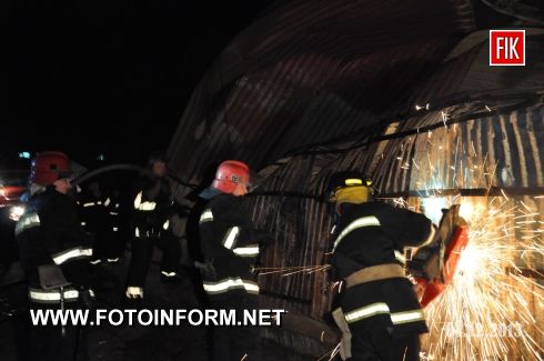 3 грудня о 16:55 до Служби порятунку «101» надійшло повідомлення про пожежу продуктового складу по вул. Степняка-Кравчинського, у мікрорайоні Балашівки.