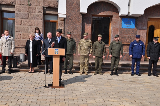 23 березня керівництво Управління ДСНС в області взяло участь у заходах з нагоди відзначення 3-ї річниці з Дня створення Національної гвардії України