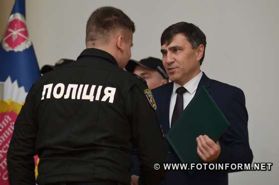 У Кропивницькому кращі випускники Донецького вишу отримали відзнаки (ФОТО)