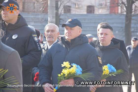 9 березня за участі керівництва області та міста, силових відомств, ветеранів, духовенства та представників громадськості відбулося покладання квітів до пам’ятника Тарасу Шевченку.