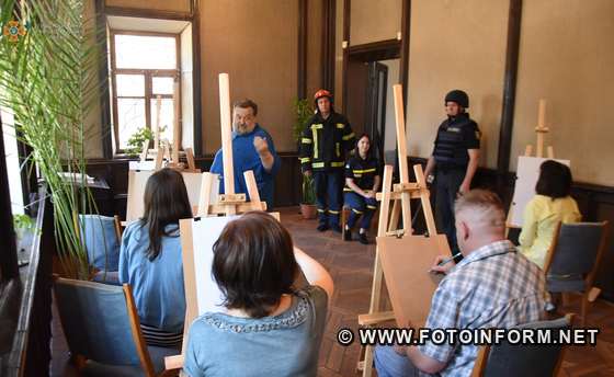 У Кропивницькому рятувальники взяли участь у мистецькому проєкті (ФОТО)