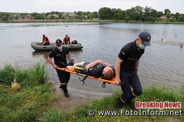  Кропивницькому на річці Інгул відбулось тренування водолазно-рятувального відділення