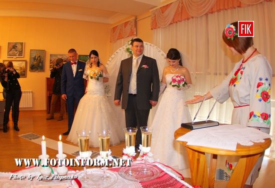 У Кропивницькому брат та сестра в один день вступили до шлюбу 
