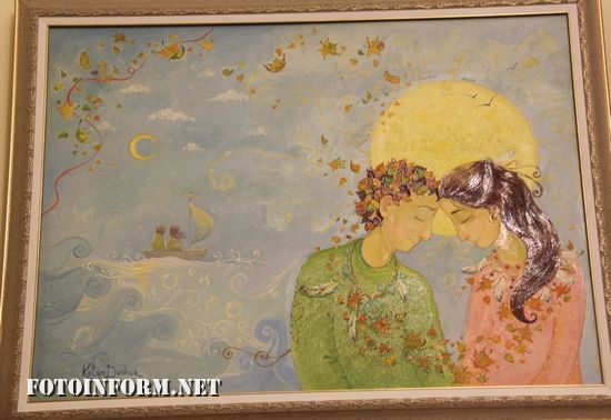 У Кропивницькому представили казкові картини Катерини Дудник
