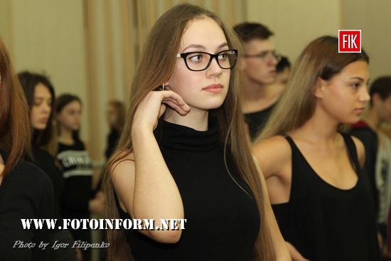 У Кропивницькому відбувся заключний кастинг для участі у Міжнародному конкурсі дизайнерів , конкурсі дизайнерів «Мода без кордонів», Елена Рудковская, Mix models