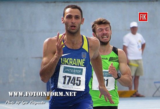 У нашому місті продовжуються змагання серед дорослих та командний чемпіонат України з легкої атлетики з багатоборства