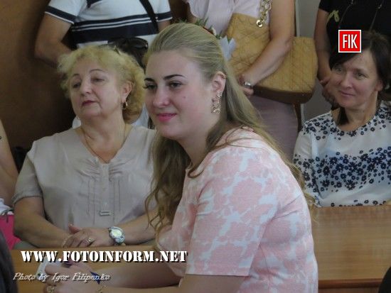 Сьогодні, 27 липня, у Кіровоградській міській раді відбулися урочистості з нагоди Дня торгівлі.