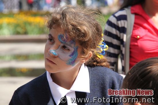 Кропивницький: благодійний фестиваль «Мама плюс Я» у фотографіях