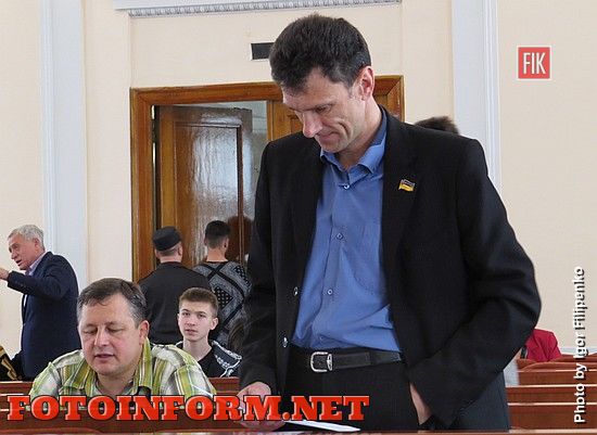 Кіровоград: депутати збільшили видатки для проведення ремонтів дворових територій
