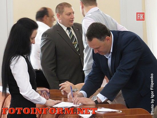 Кіровоград: депутати збільшили видатки для проведення ремонтів дворових територій