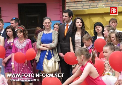 Кировоград состоялся парад невест (фоторепортаж)