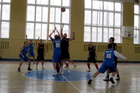 У Кіровограді відбулись обласні змагання з баскетболу (ФОТО)