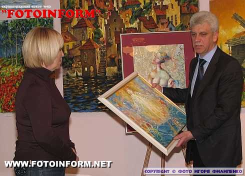 На Четвертому Великодньому Аукціоні продано тридцять картин і зібрано 96 200 гривень! (ФОТО)