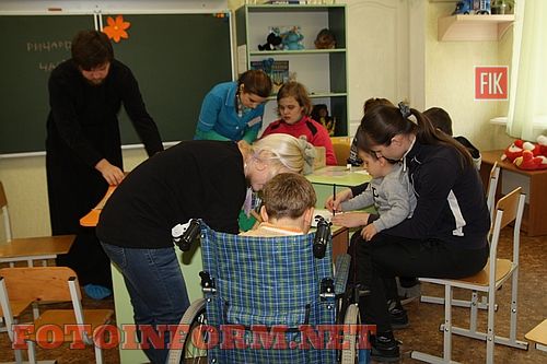 учасники молодіжного волонтерського руху "Покров" провели заняття для дітей аутистів
