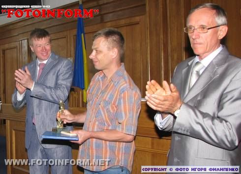 Лучшие журналисты Кировоградщины принимали поздравления (ФОТО)