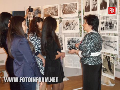 Вчера, 15 апреля, в Кировоградском областном художественном музее состоялось открытие однодневной выставки.