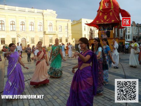 В Кировоград состоялось многоцветное мероприятие . праздник колесниц Ратха – Ятра.