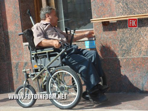 Кировограда стартовала акция «Ревизоры на колясках».