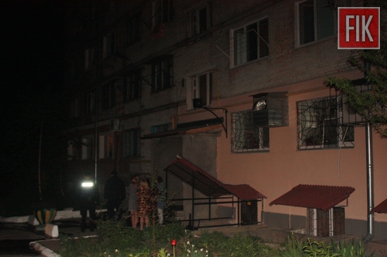 5 травня о 03:34 до Служби порятунку «101» надійшло повідомлення про пожежу у 5-ти поверховому житловому будинку на вул. Черновола, що в обласному центрі.