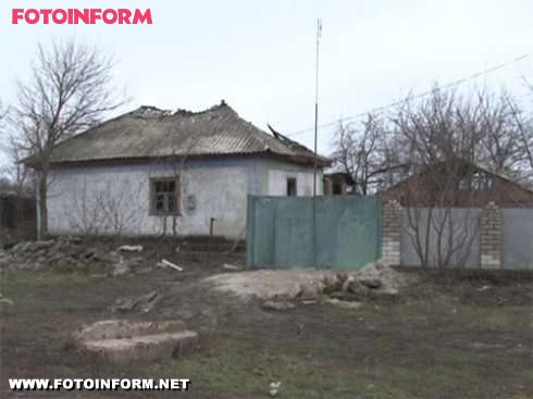 В Добровеличковский райотдел милиции УМВД Украины в Кировоградской области поступило сообщение о пожаре в одном из сел района, во время тушения которого в доме было обнаружено тело местного 60-летнего жителя.