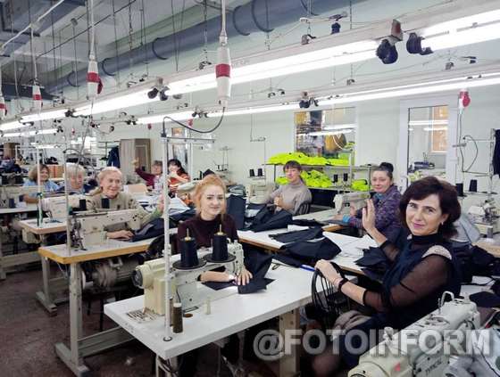 ТОВ "Швейна компанія "ВІД" – одне з провідних швейних підприємств України, яке займається розробкою, пошиттям корпоративного та спеціального робочого одягу будь-якої складності.