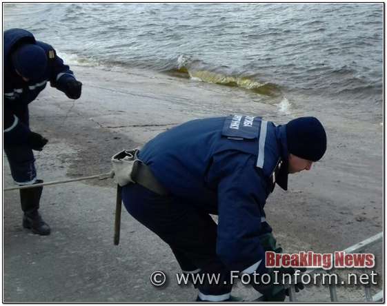 Кіровоградщина: на Кременчуцькому водосховищі знайшли тіло загиблого чоловіка (ФОТО)
