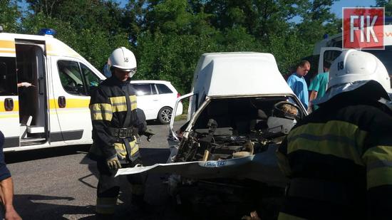 25 червня о 08:03 до Служби порятунку «101» надійшло повідомлення про дорожньо-транспортну пригоду поблизу с. Суботці Знам’янського району. 