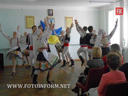 07 березня 2013 року в Петрівській виправній колонії управління ДПтС України в Кіровоградській області (№49) відбулося святкове привітання всіх жінок зі святом весни, любові та краси – Міжнародного жіночого дня 8 Березня.