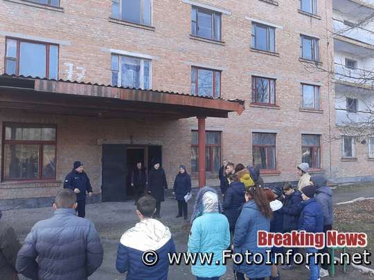 Тривають перевірки стану протипожежного та техногенного захисту закладів, що відносяться до категорії об’єктів із масовим перебуванням людей. 