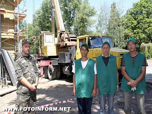 На будівельні роботи по реконструкції театру Кропивницького також залучаються засуджені (ФОТО)