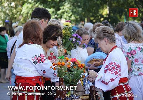 Кировоград: фестиваль вареников (фоторепортаж)