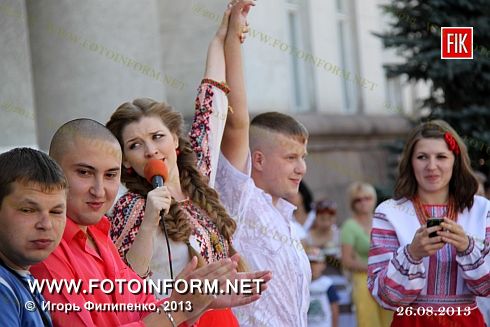 Кировоград: кто быстрее съест вареники (видео)