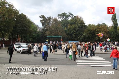Кировоградцы и гости нашего города оказались в развлекательном городке.